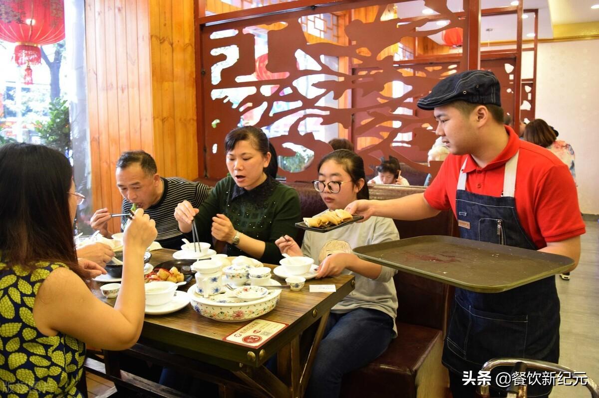 港式粤菜的风味特色_广东人喜欢港式美食吗_最爱的港式美食