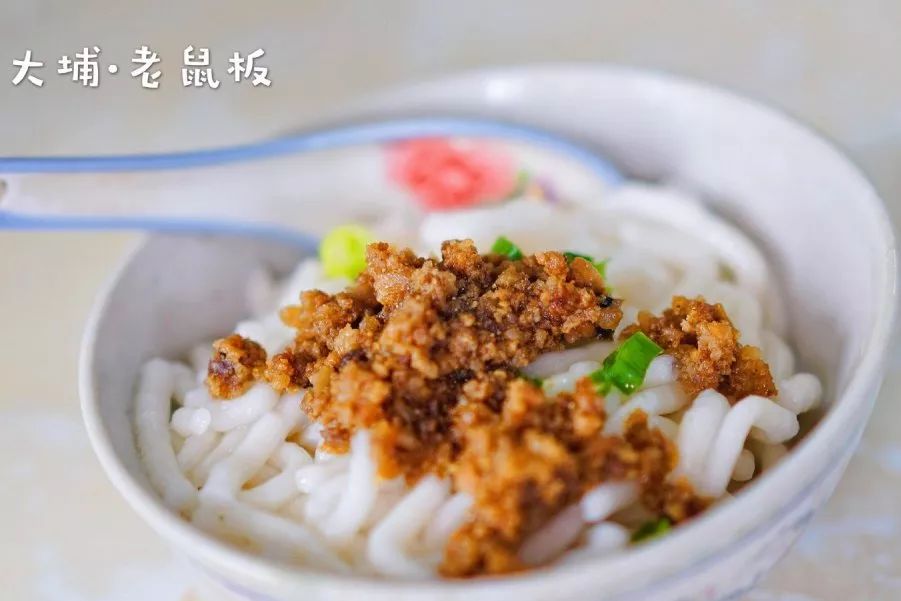 金石粽子潮汕美食_潮汕粽子的配料_潮汕风味粽子