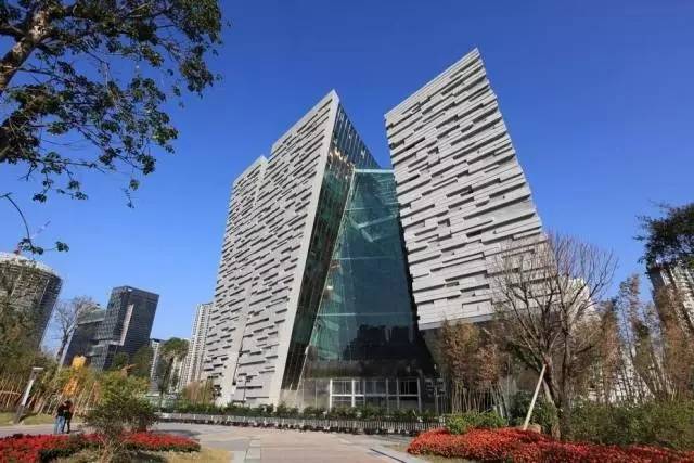 红砖厂西餐_西餐厅工装效果图_西餐厅地砖